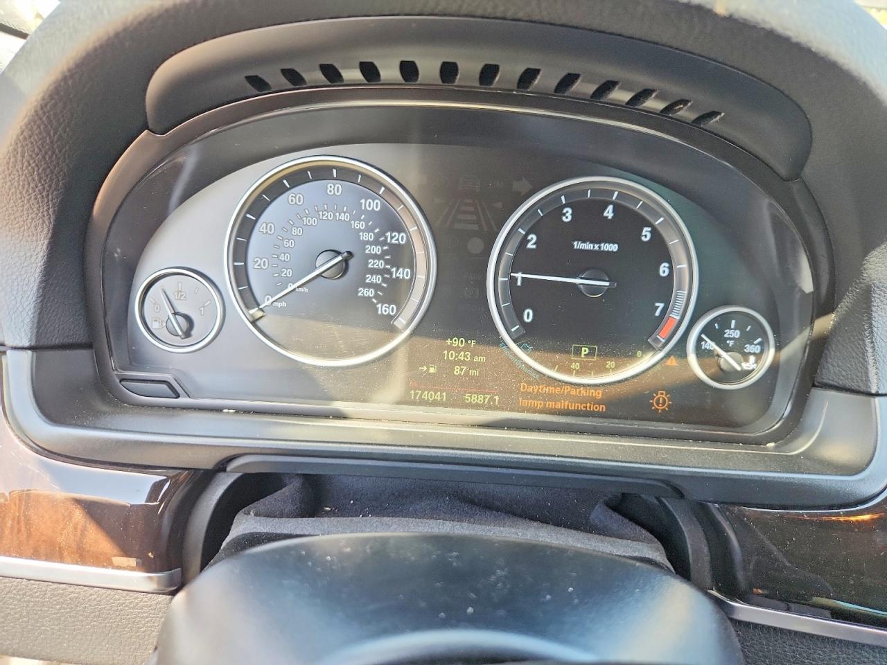 2014 BMW 528 I - zdjęcie 9