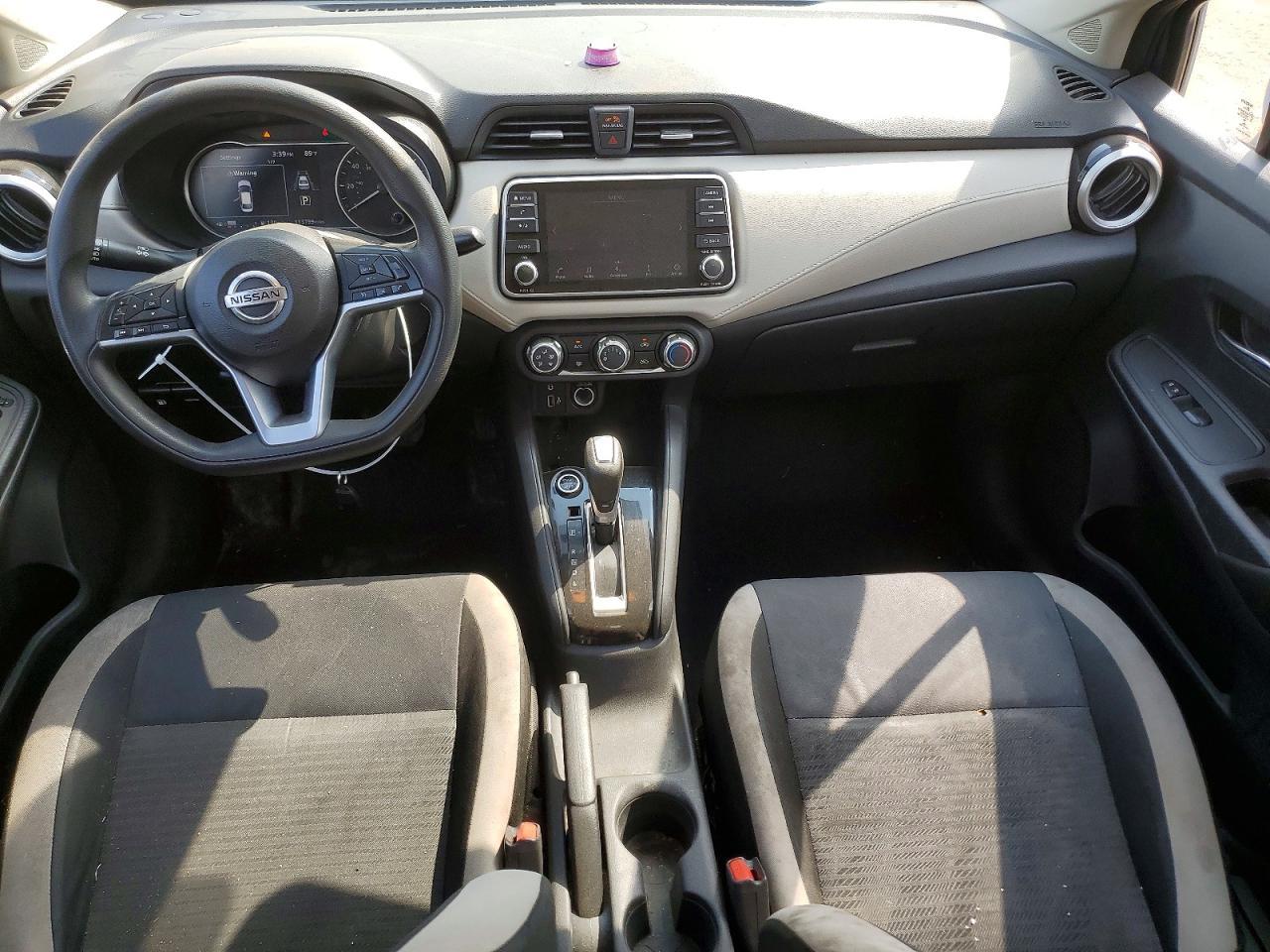2021 Nissan Versa Sv - zdjęcie 8