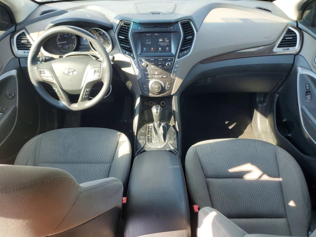 2017 Hyundai Santa Fe Se - zdjęcie 8
