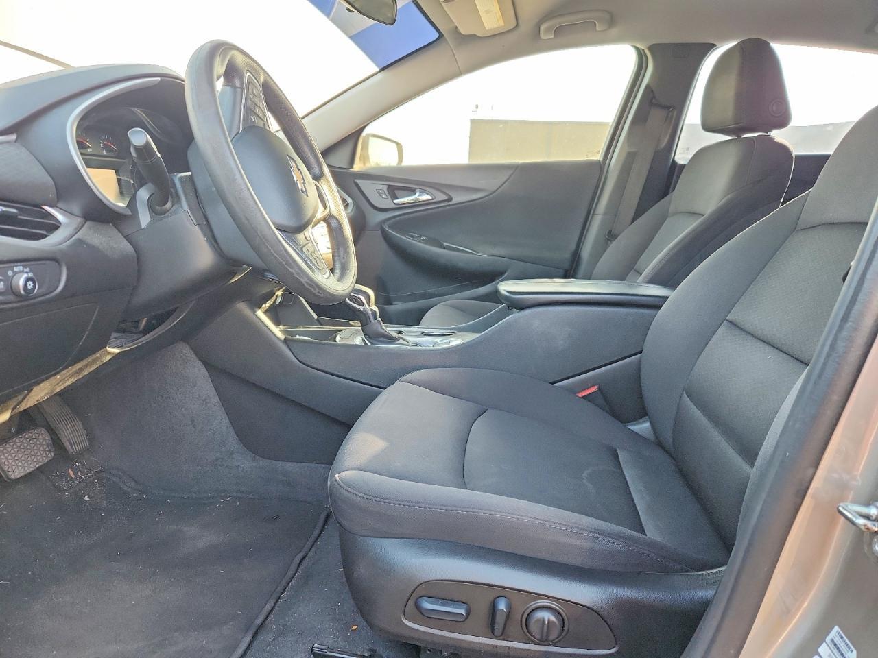 2022 Chevrolet Malibu Lt - zdjęcie 7