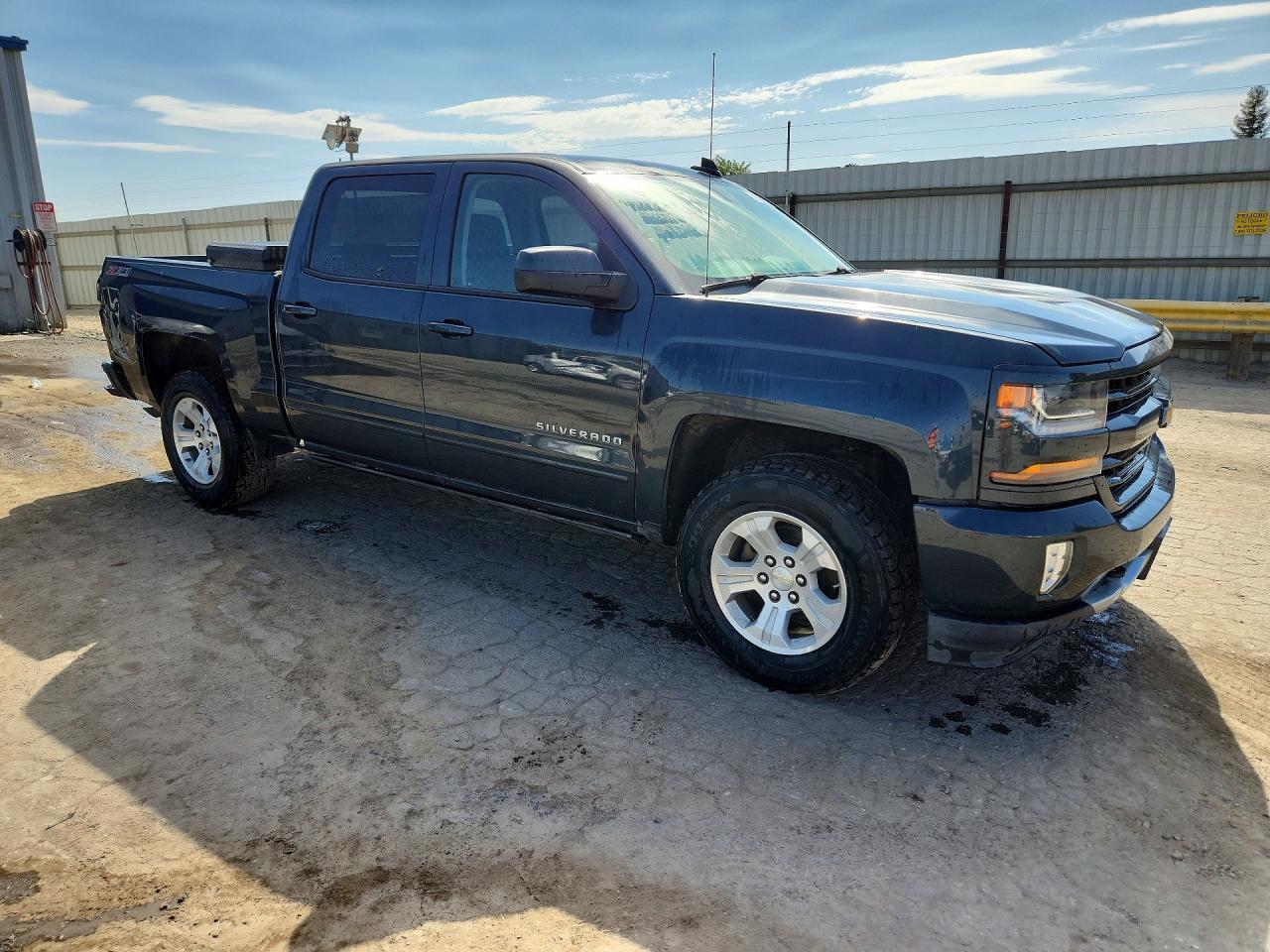 2017 Chevrolet Silverado K1500 Lt - zdjęcie 4