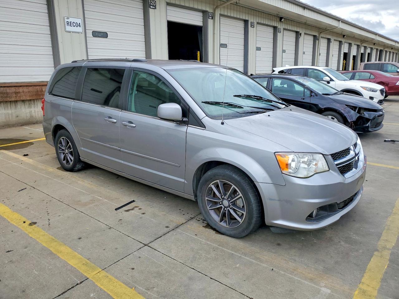 2017 Dodge Grand Caravan Sxt - zdjęcie 4