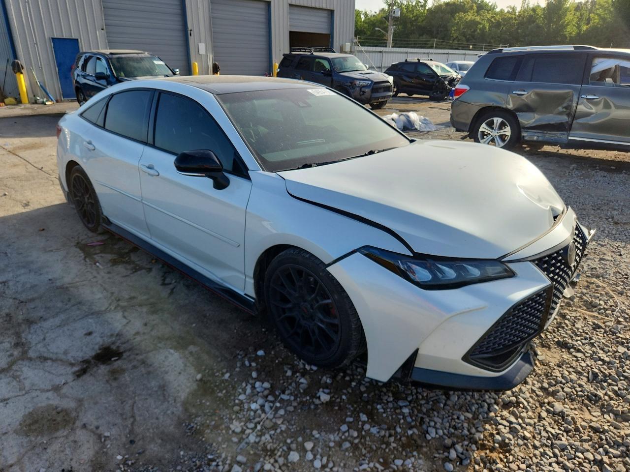 2021 Toyota Avalon Trd - zdjęcie 4