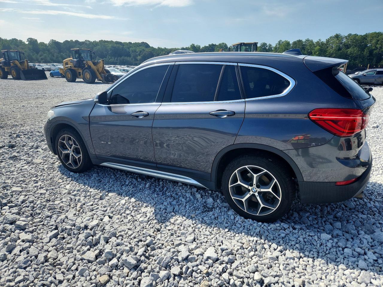2018 BMW X1 xDrive28I - zdjęcie 2