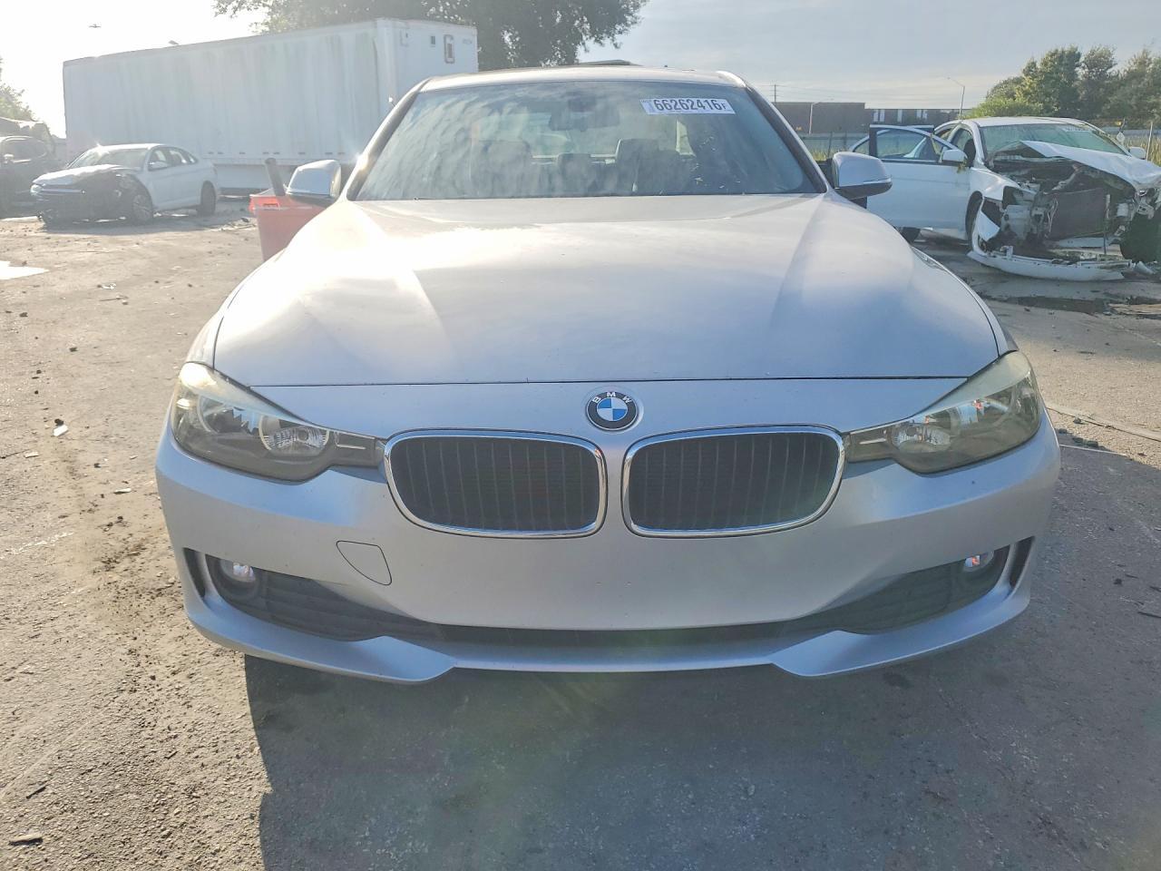 2013 BMW 320 I - zdjęcie 5