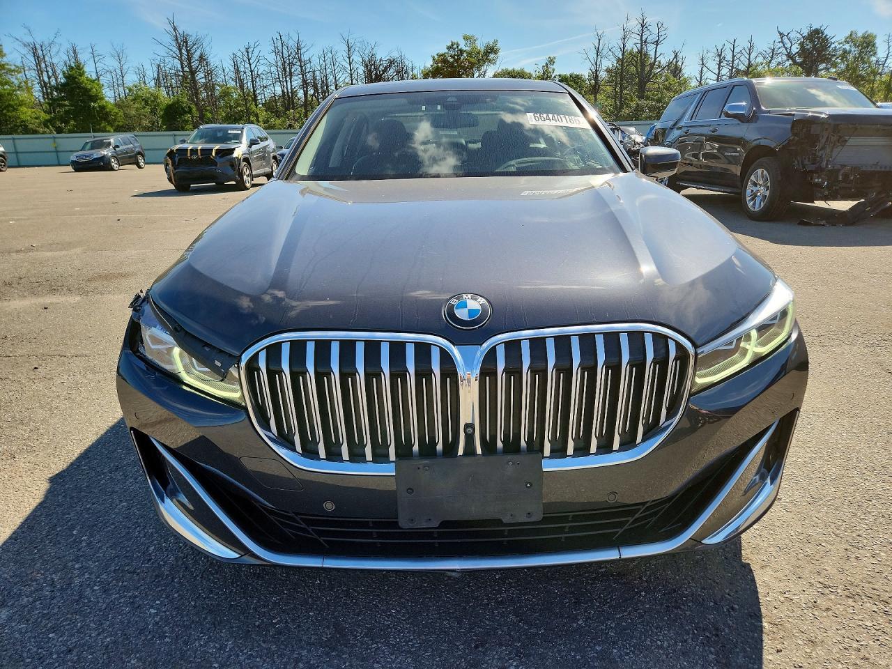 2021 BMW Seria 7 740i - zdjęcie 5