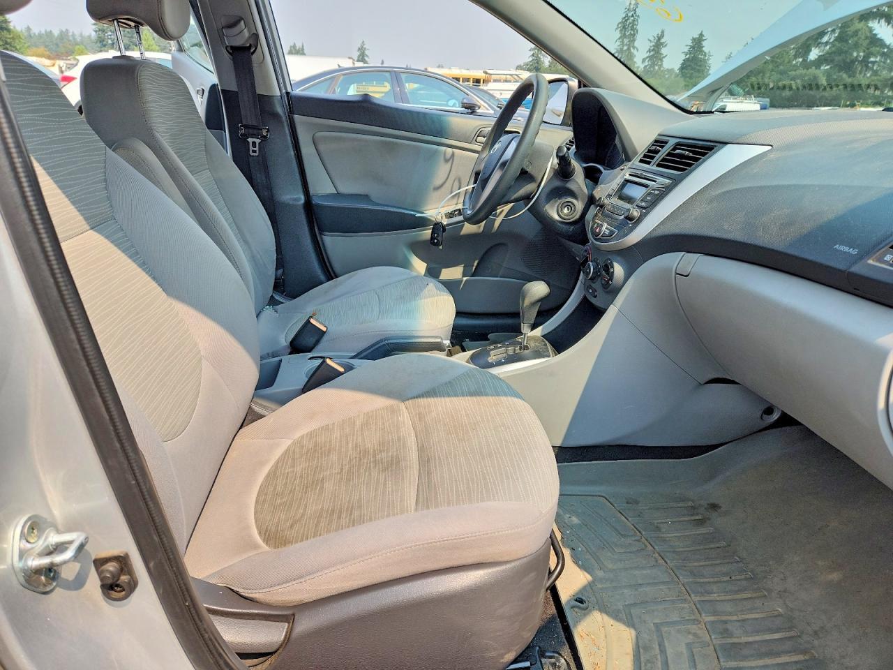 2015 Hyundai Accent Gls - zdjęcie 7