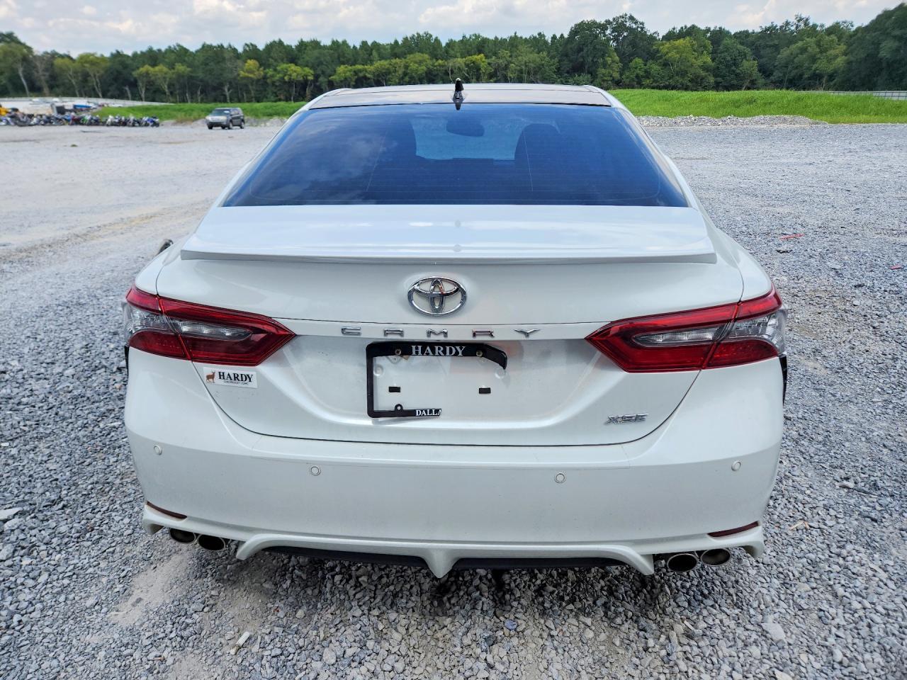 2022 Toyota Camry Xse V6 - zdjęcie 6