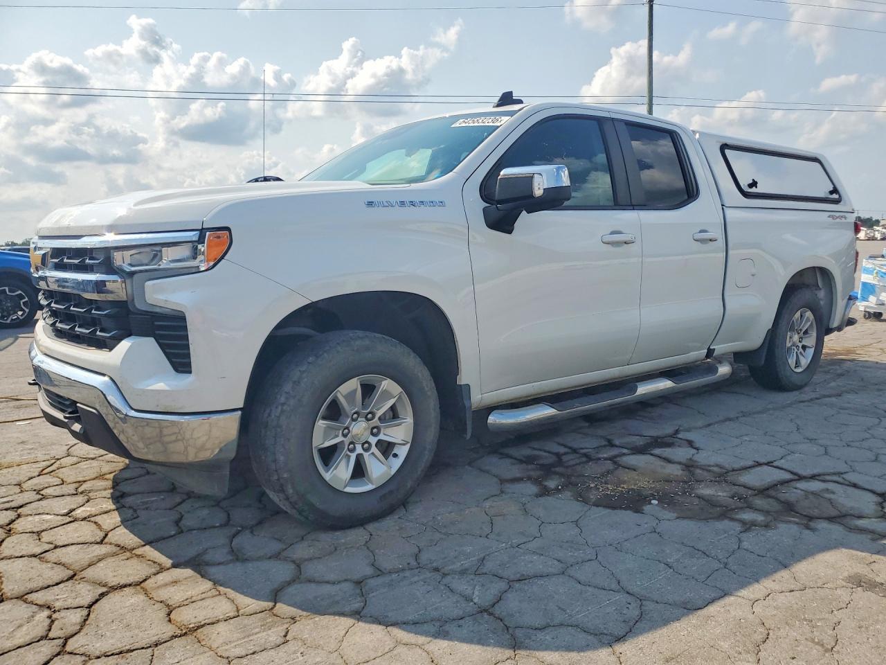 2022 Chevrolet Silverado K1500 Lt - zdjęcie główne