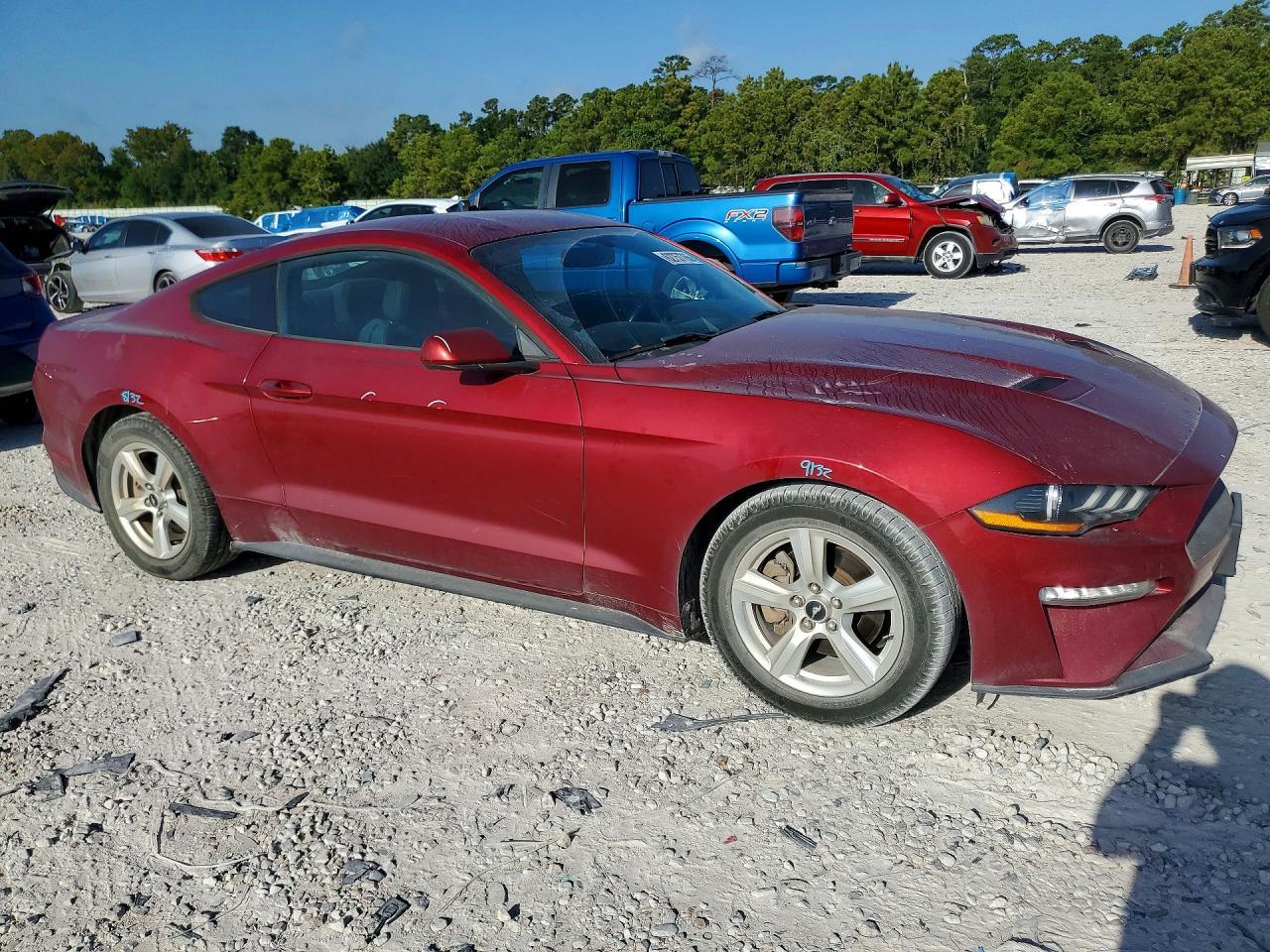 2018 Ford Mustang - zdjęcie 4