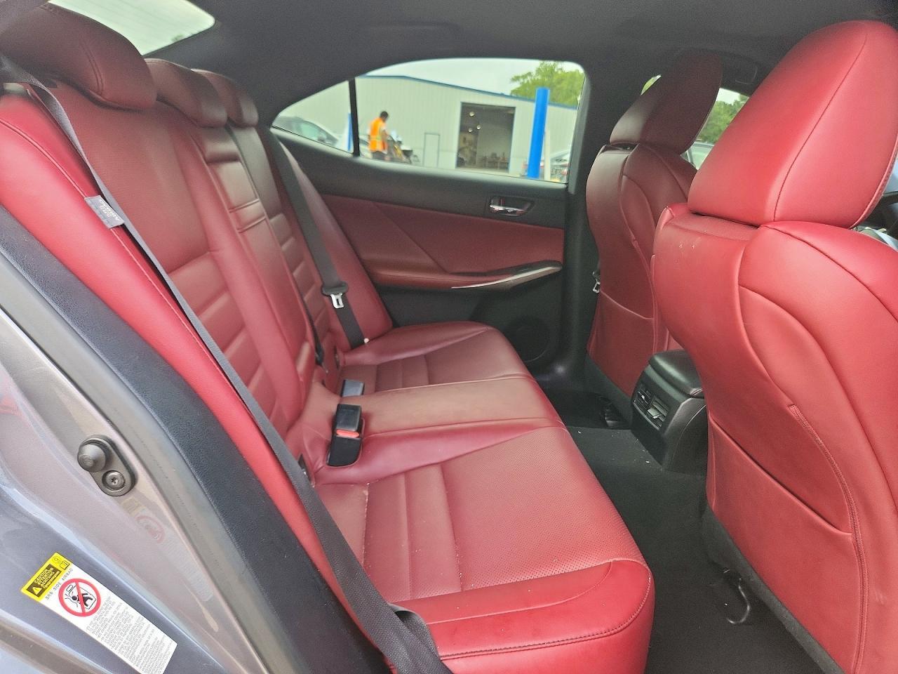 2015 Lexus Is 350 - zdjęcie 10