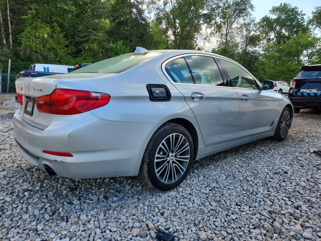2018 BMW Seria 5 530i - zdjęcie 3