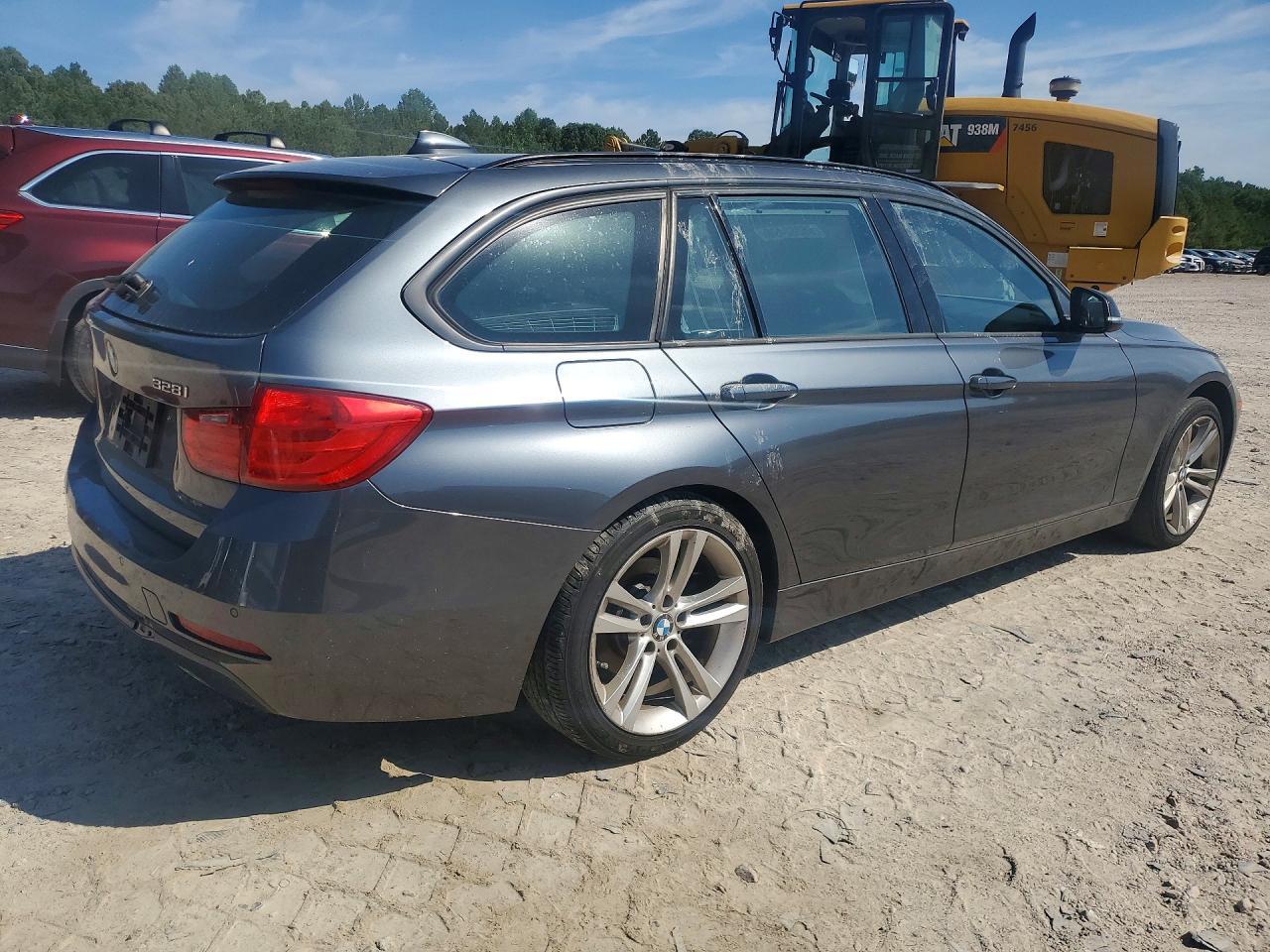 2014 BMW Seria 3 328i - zdjęcie 3