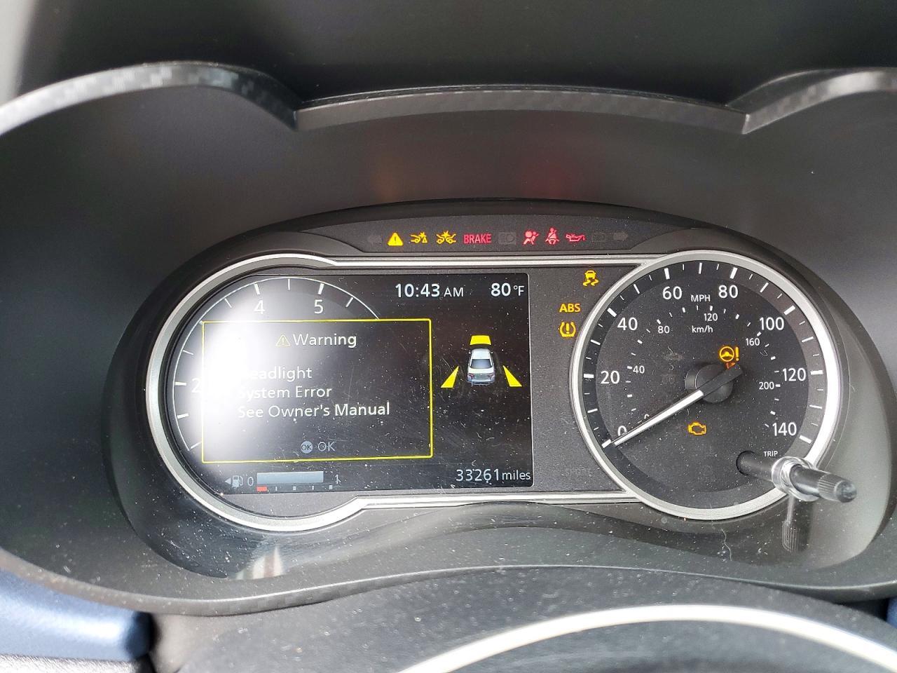 2025 Nissan Versa Sv - zdjęcie 9
