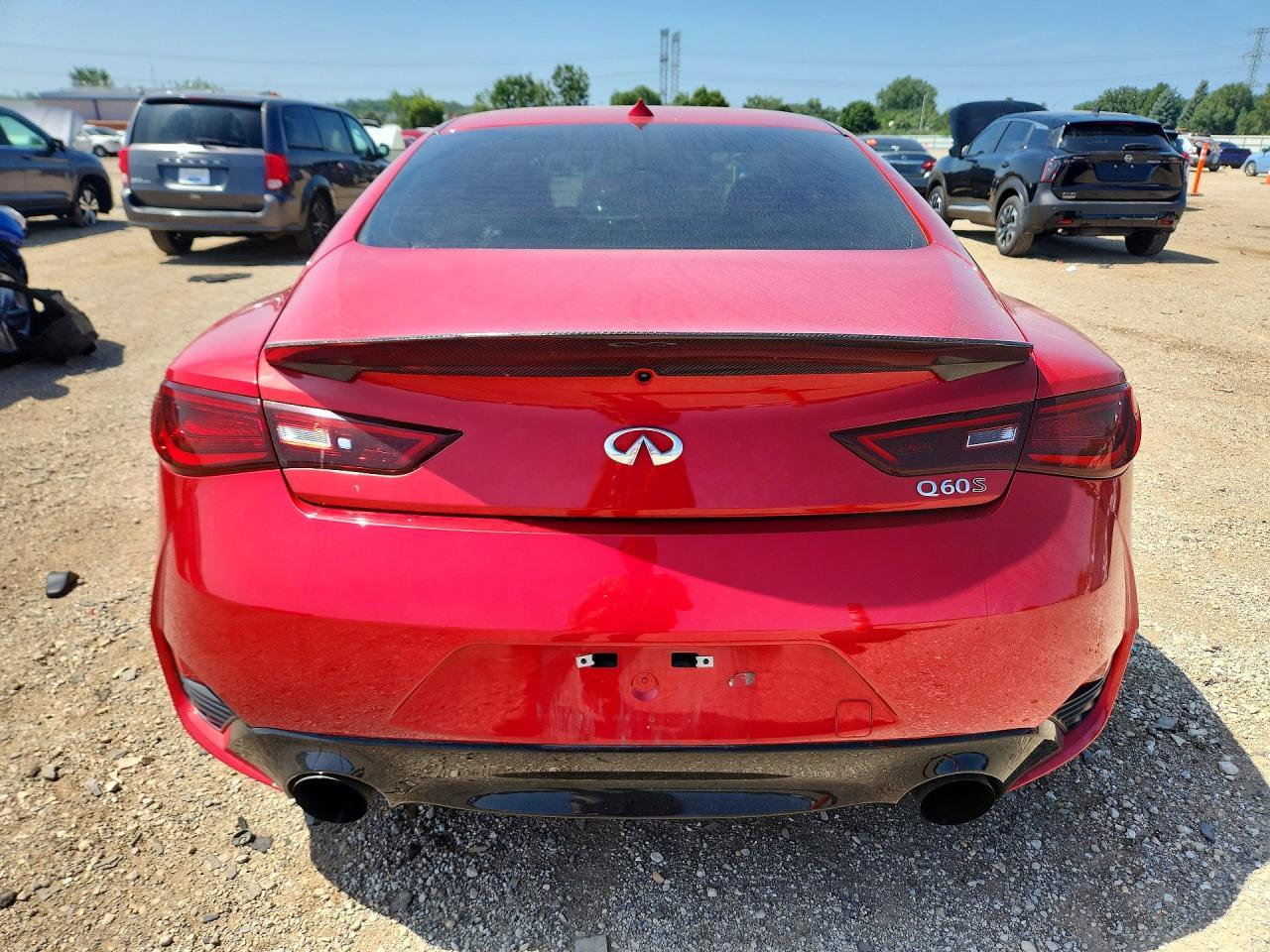 2017 Infiniti Q60 Red Sport 400 - zdjęcie 6