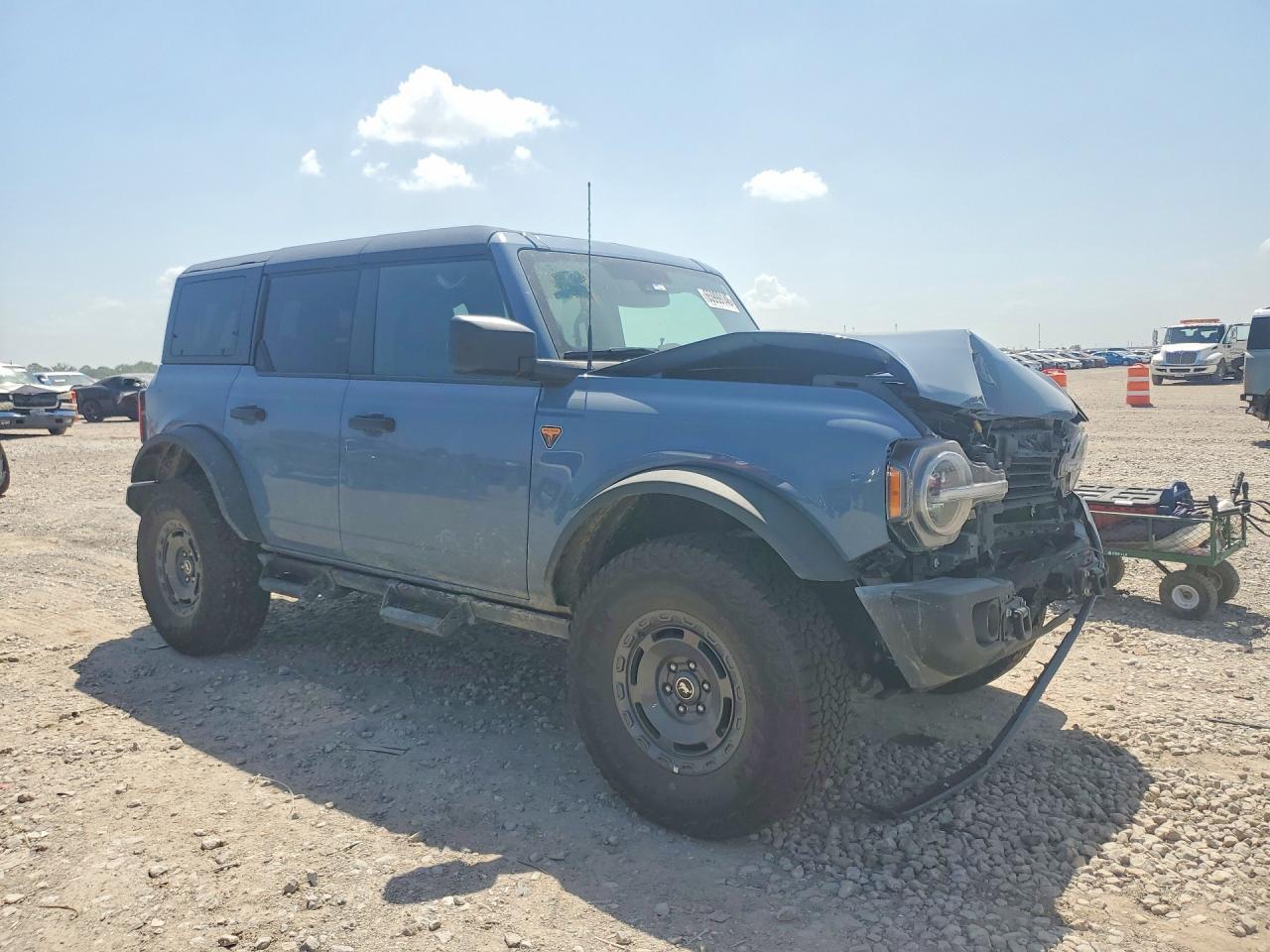 2025 Ford Bronco Badlands - zdjęcie 4