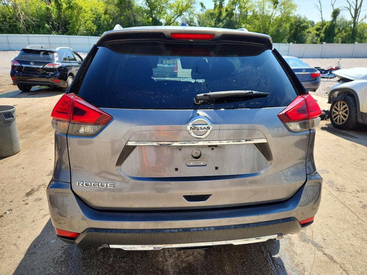 2017 Nissan Rogue S - zdjęcie 6