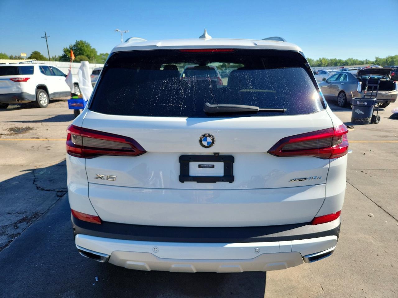 2021 BMW X5 xDrive45E - zdjęcie 6