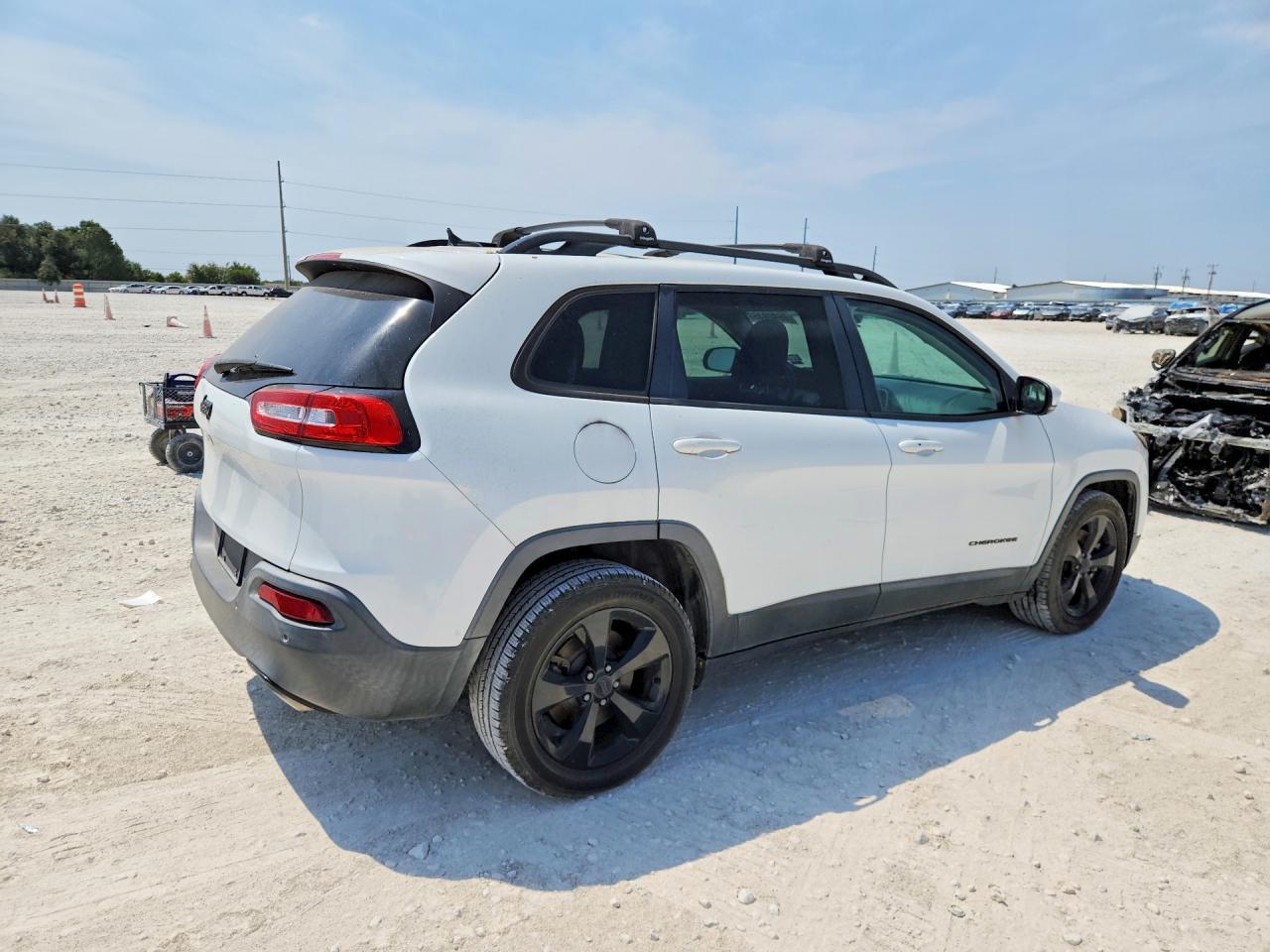 2015 Jeep Cherokee Latitude - zdjęcie 3