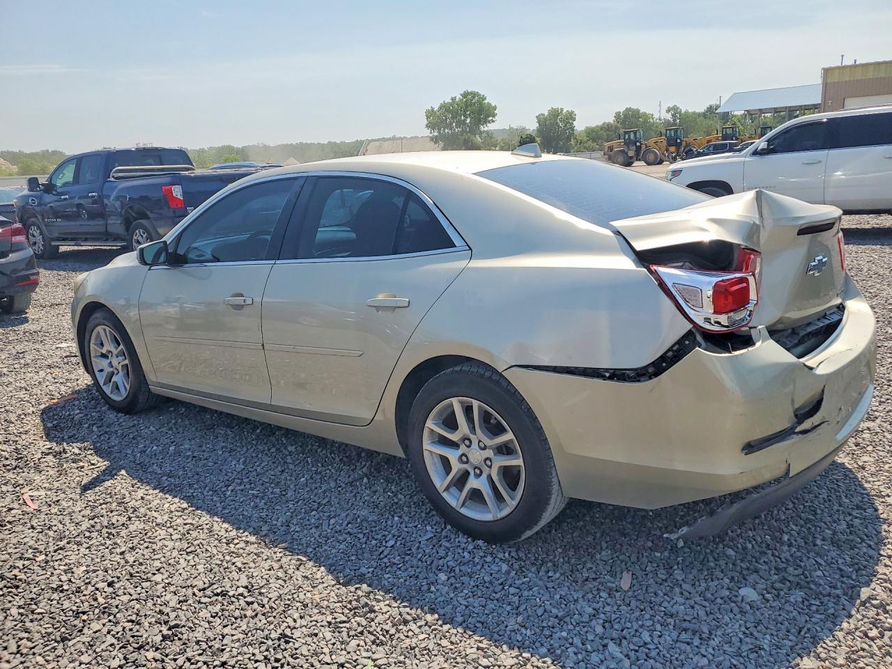 2014 Chevrolet Malibu 1Lt - zdjęcie 2