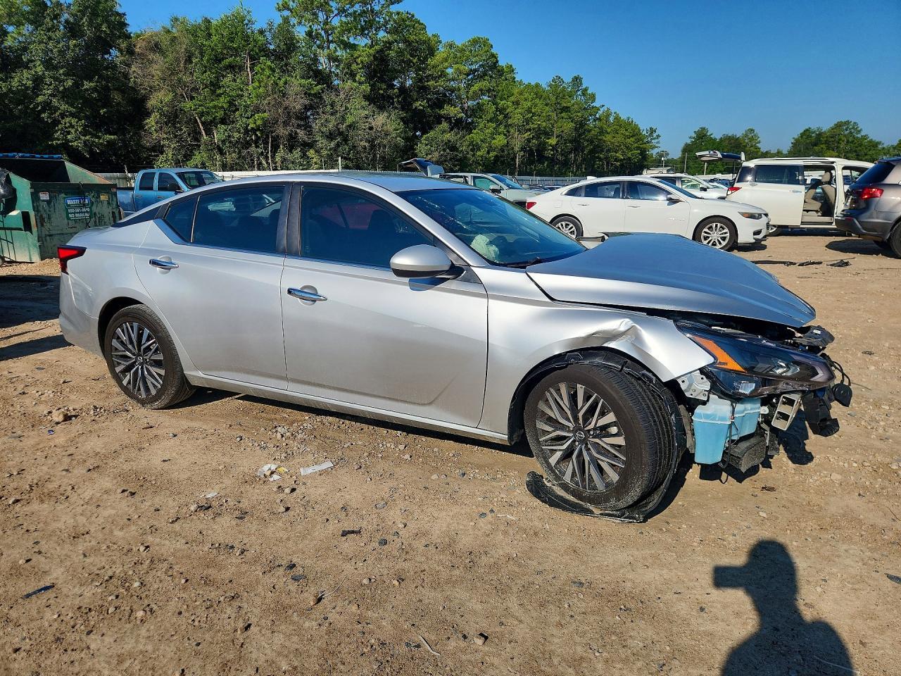 2023 Nissan Altima Sv - zdjęcie 4