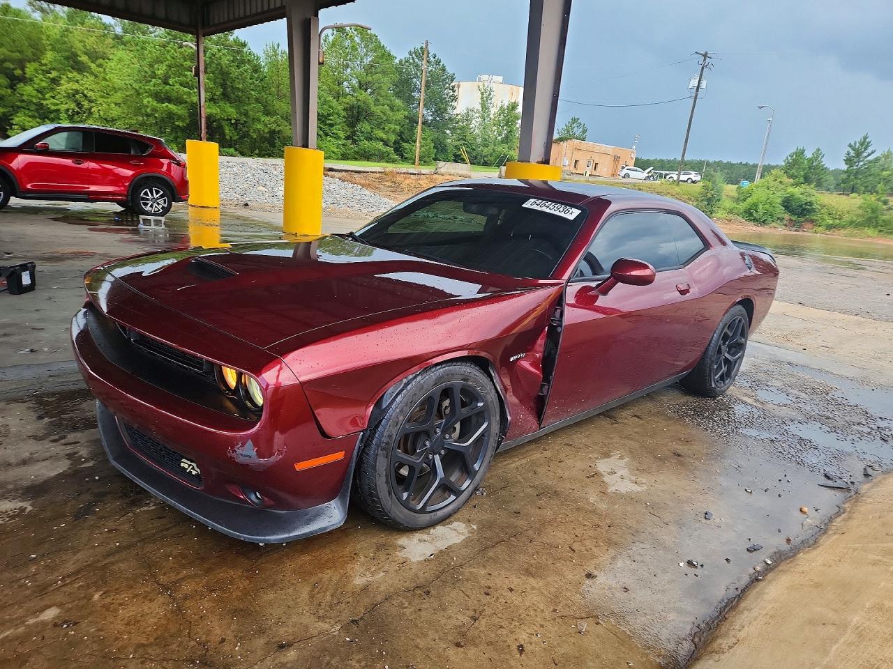 2019 Dodge Challenger R/T - zdjęcie główne