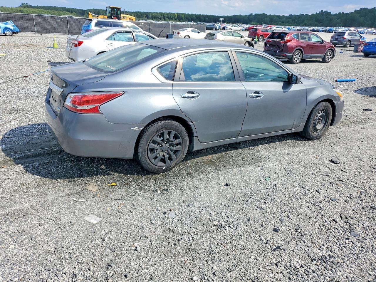 2014 Nissan Altima 2.5 S - zdjęcie 3