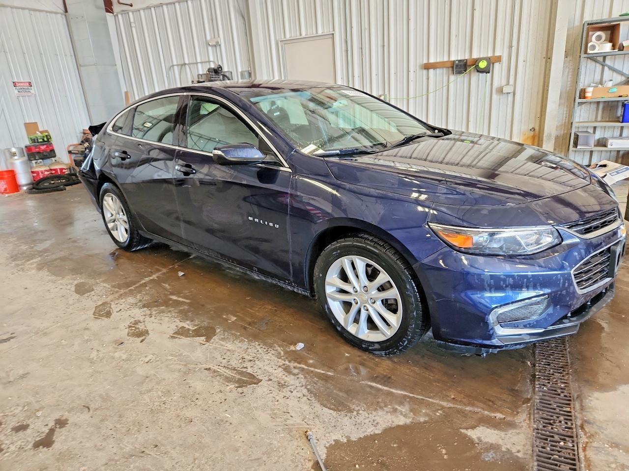 2017 Chevrolet Malibu Lt - zdjęcie 4
