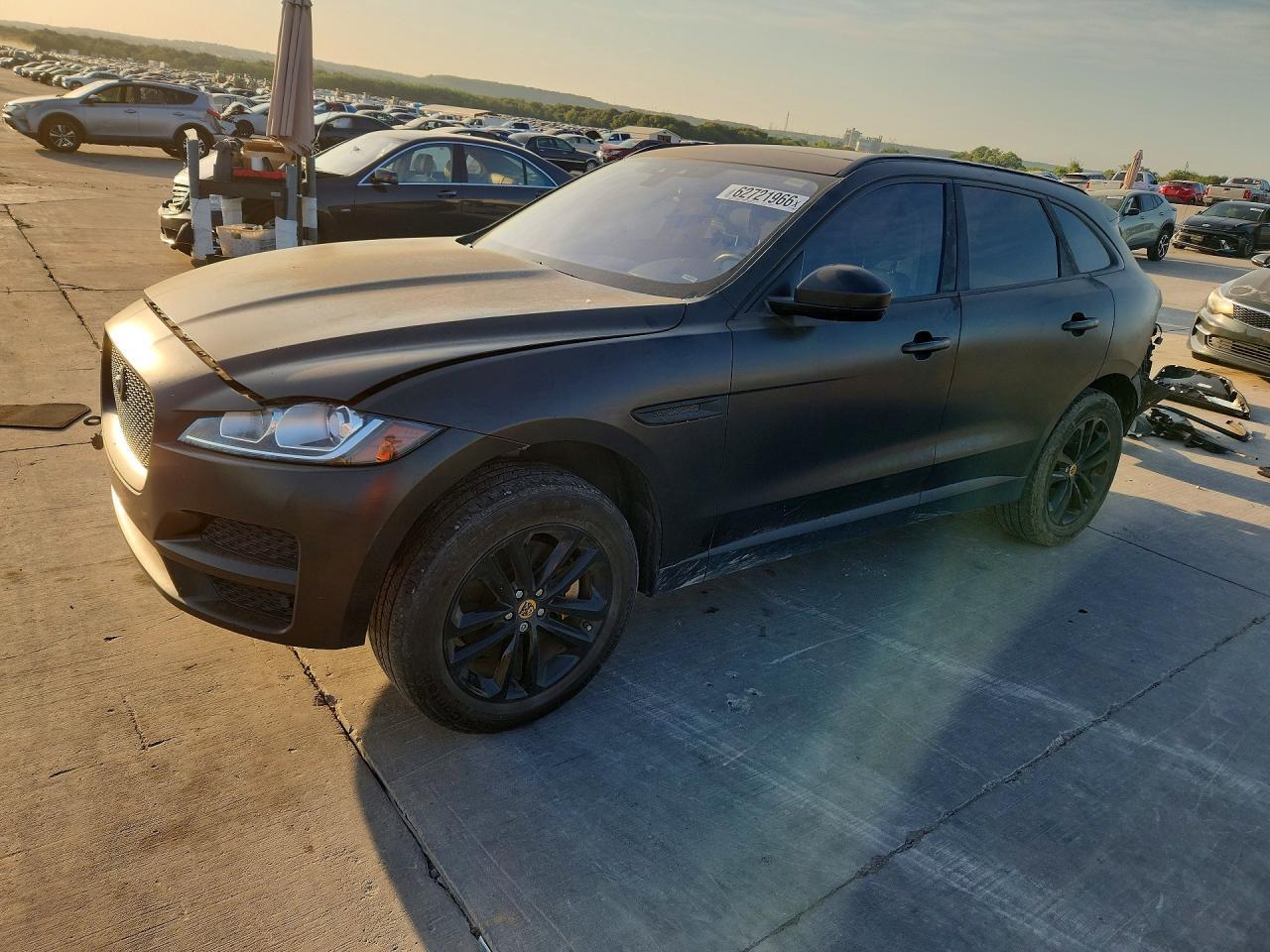 2017 Jaguar F-Pace Premium - zdjęcie główne