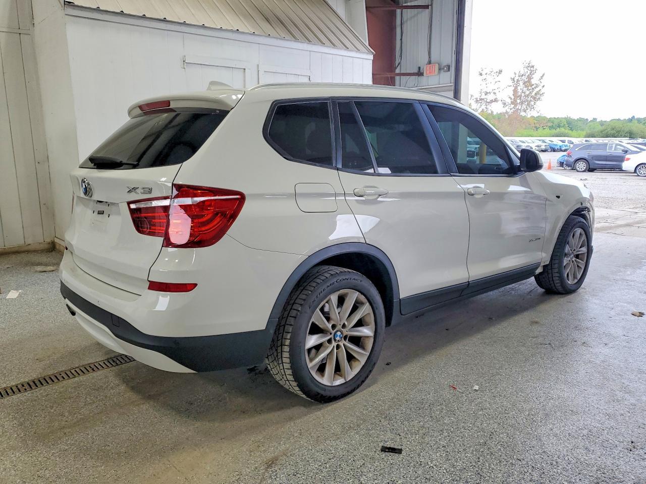 2016 BMW X3 xDrive28I - zdjęcie 3