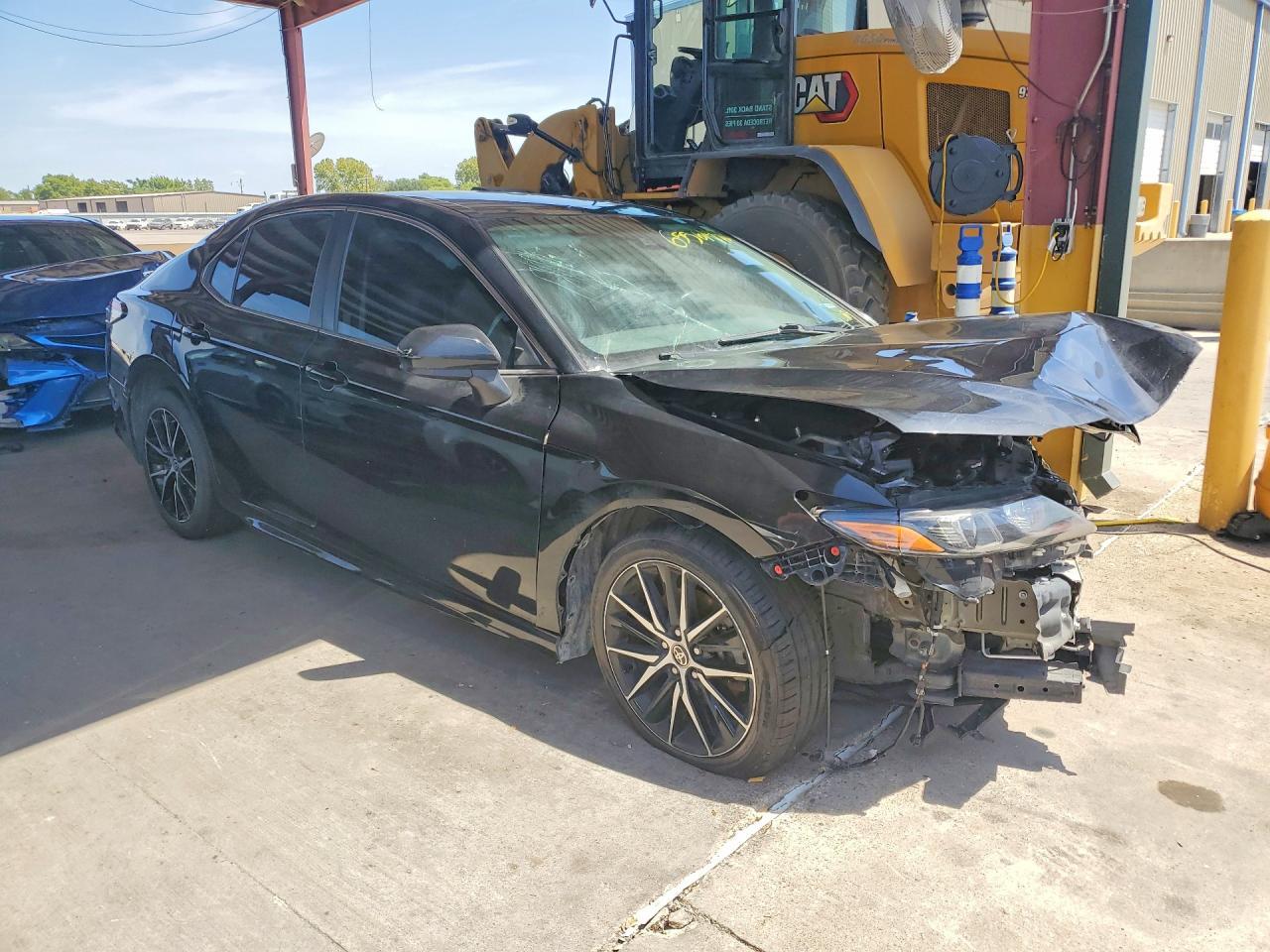 2021 Toyota Camry Se - zdjęcie 4