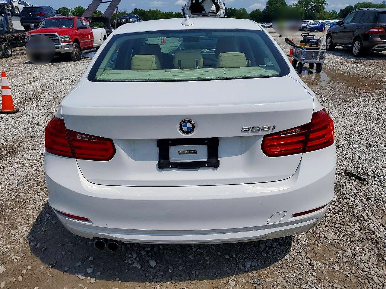 2015 BMW Seria 3 328i - zdjęcie 6
