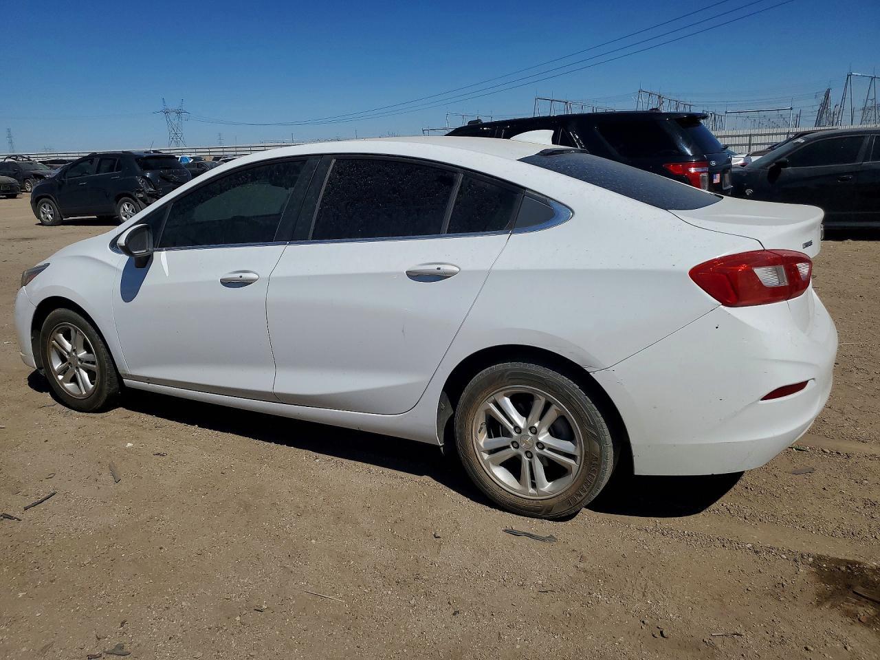 2017 Chevrolet Cruze Lt - zdjęcie 2