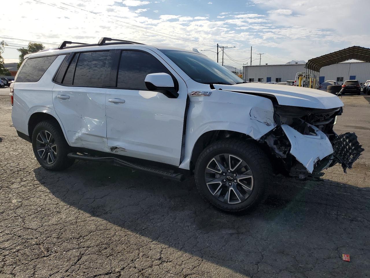 2022 Chevrolet Tahoe K1500 Z71 - zdjęcie 4