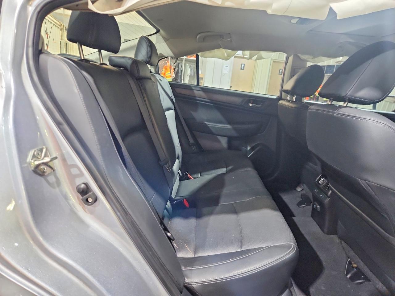 2017 Subaru Legacy 2.5I Limited - zdjęcie 10