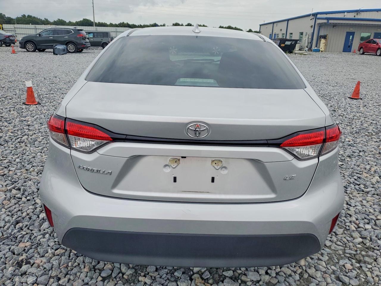 2025 Toyota Corolla Le - zdjęcie 6