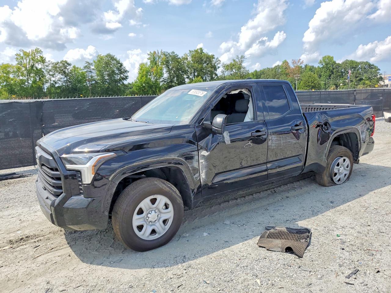 2025 Toyota Tundra Sr - zdjęcie główne