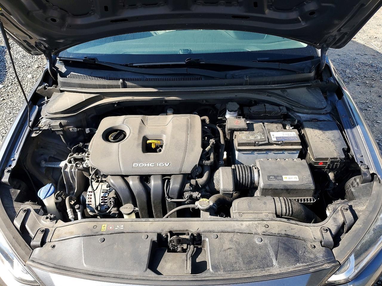 2018 Hyundai Elantra Se - zdjęcie 11