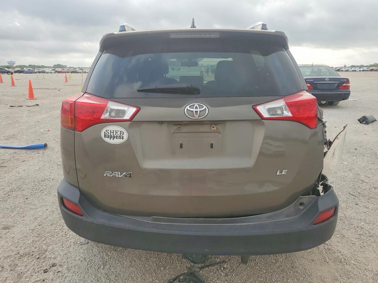 2015 Toyota Rav4 Le - zdjęcie 6