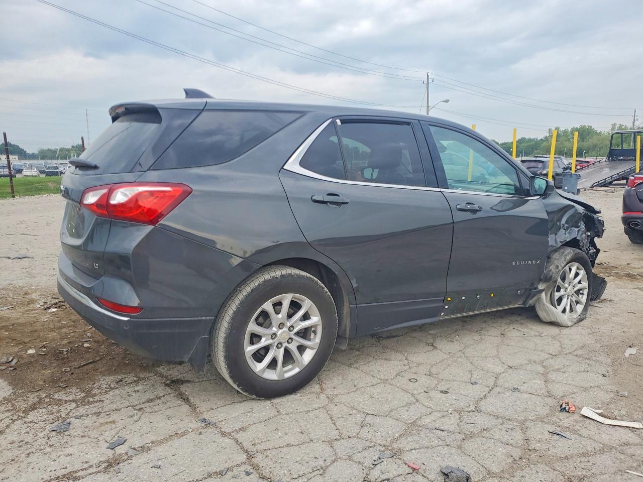 2020 Chevrolet Equinox Lt - zdjęcie 3