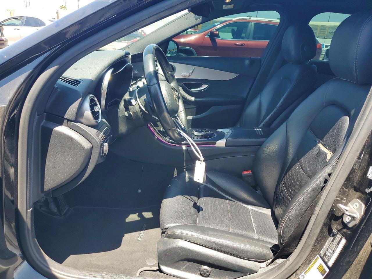 2019 Mercedes-Benz C 300 - zdjęcie 7