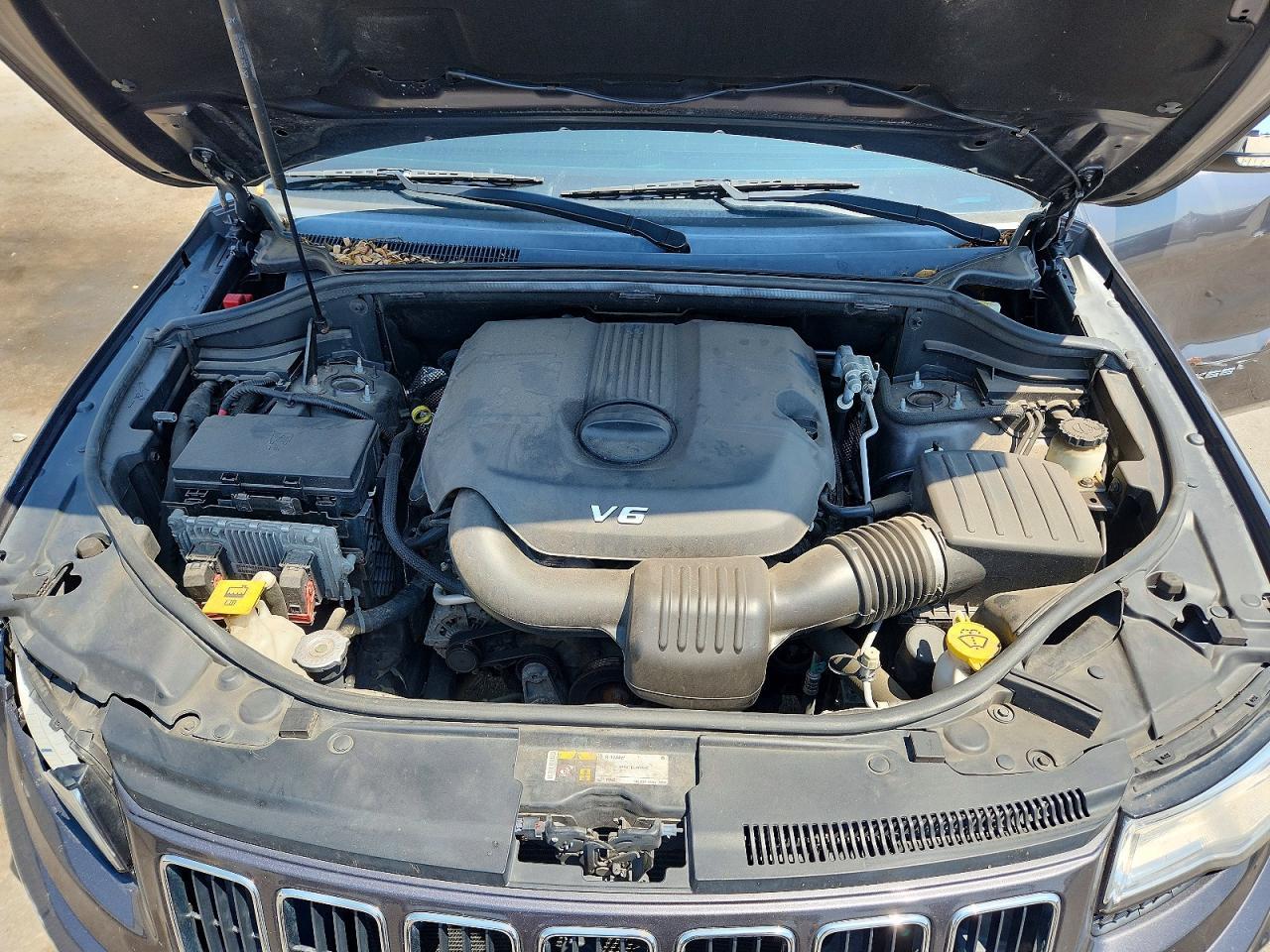 2015 Jeep Grand Cherokee Limited - zdjęcie 12