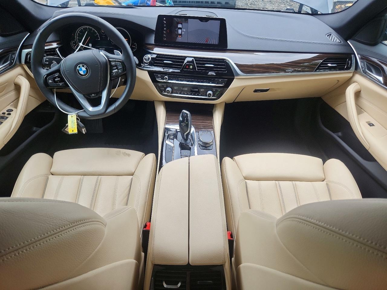 2018 BMW Seria 5 540i - zdjęcie 8