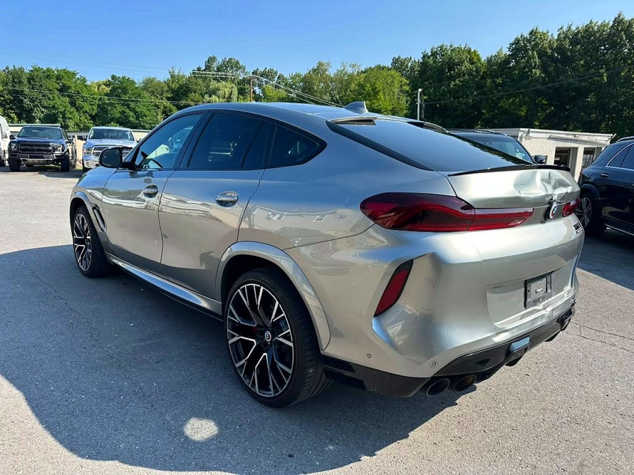 2023 BMW X6 M - zdjęcie 2
