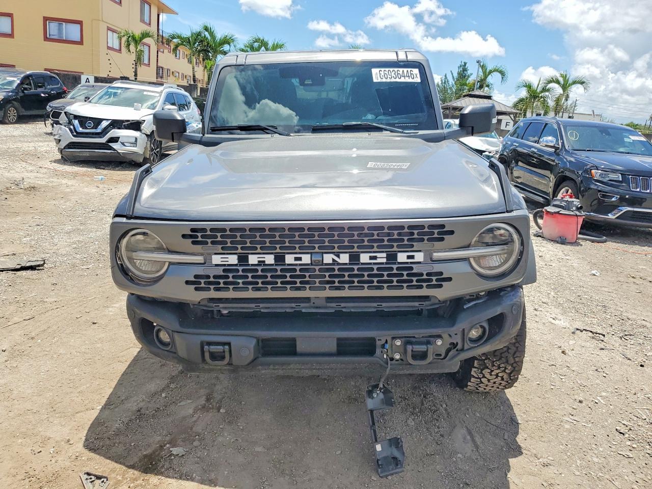 2025 Ford Bronco Badlands - zdjęcie 5