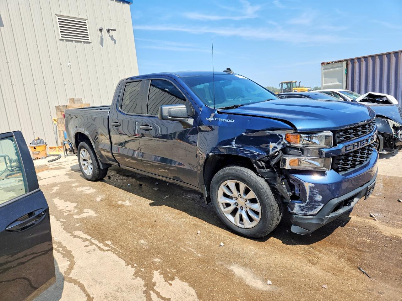 2020 Chevrolet Silverado K1500 Custom - zdjęcie 4