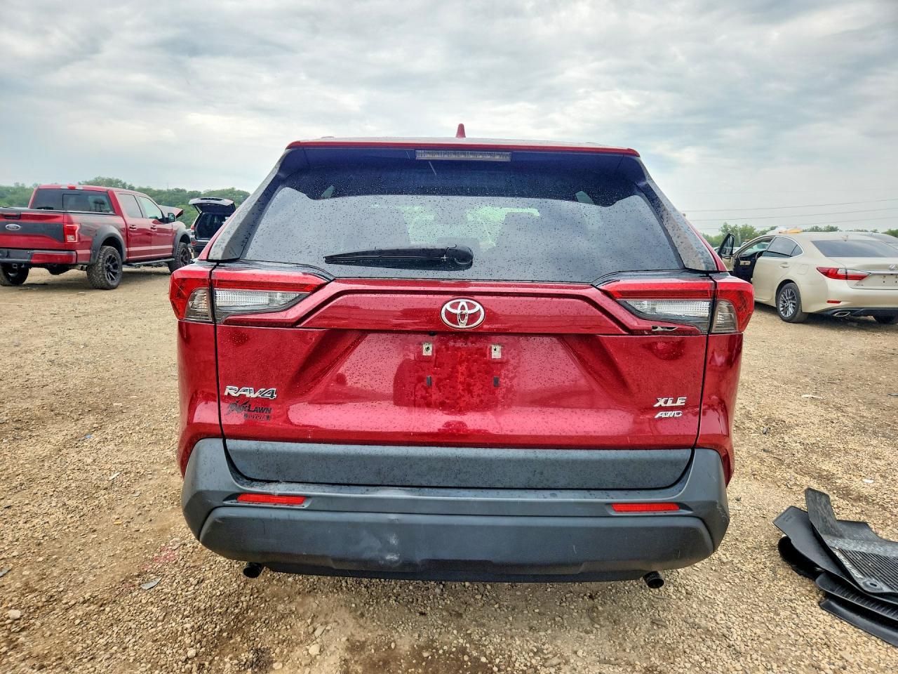 2020 Toyota Rav4 Xle - zdjęcie 6