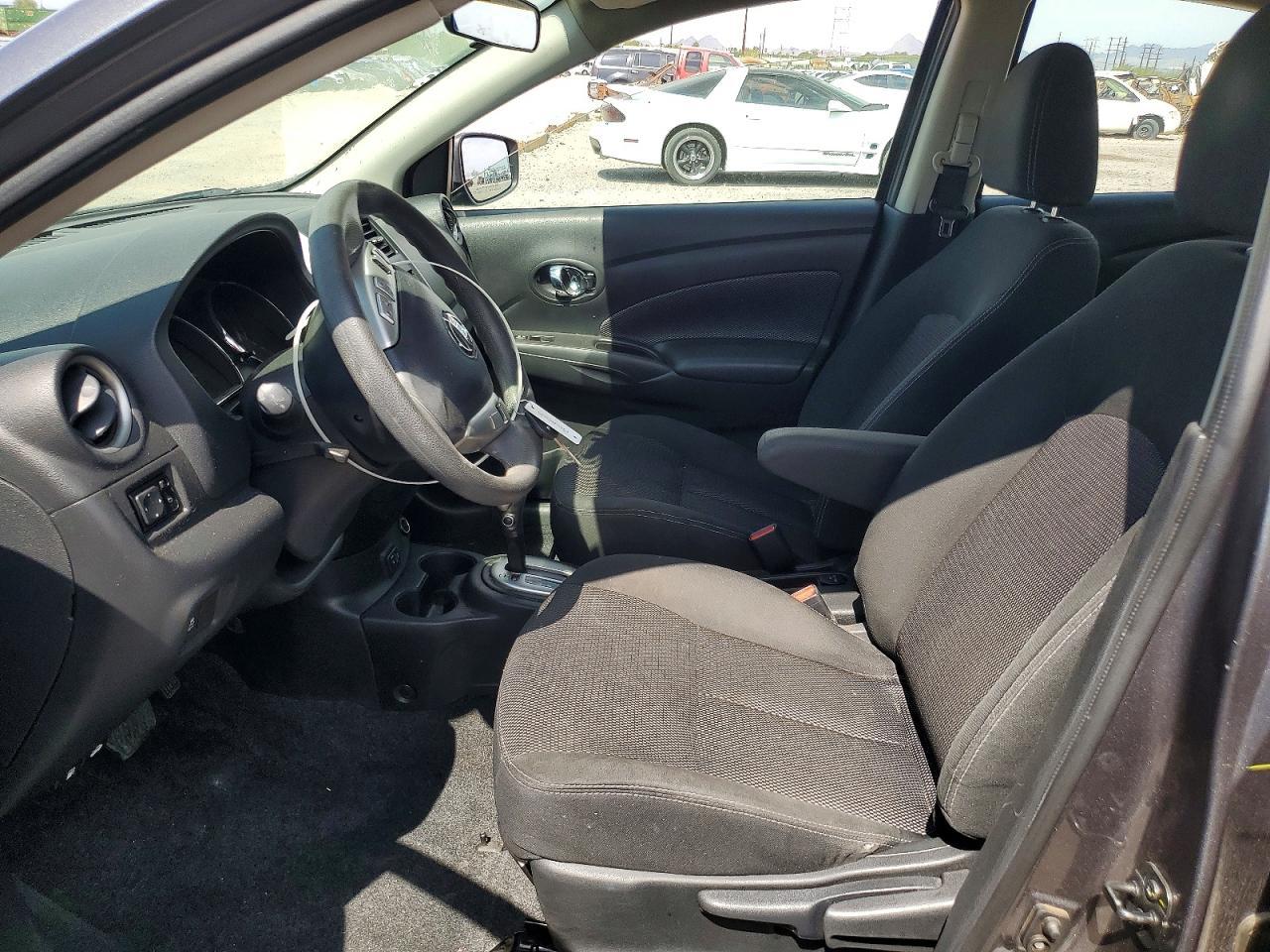 2018 Nissan Versa Sv - zdjęcie 7
