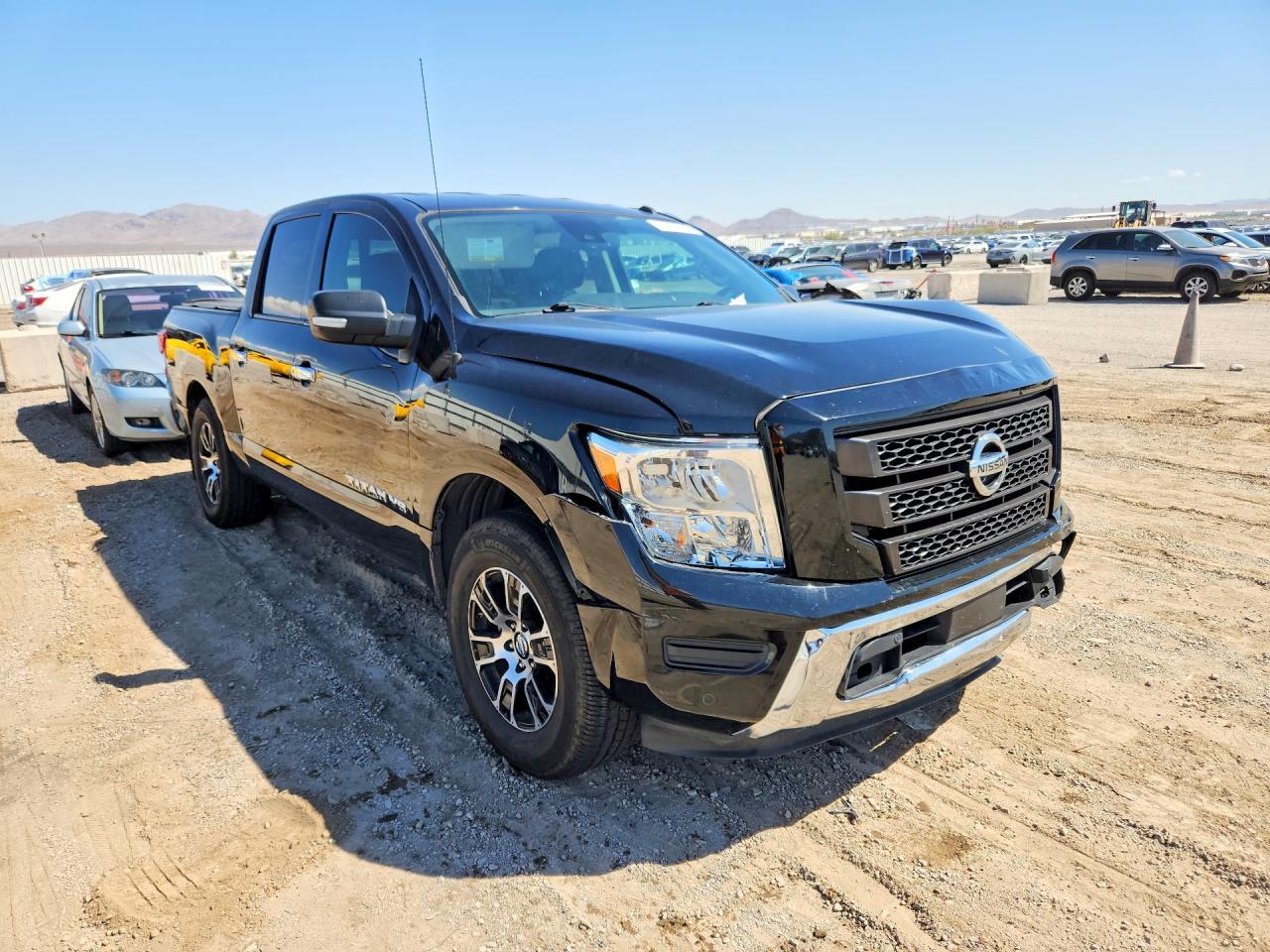2020 Nissan Titan Sv - zdjęcie 4