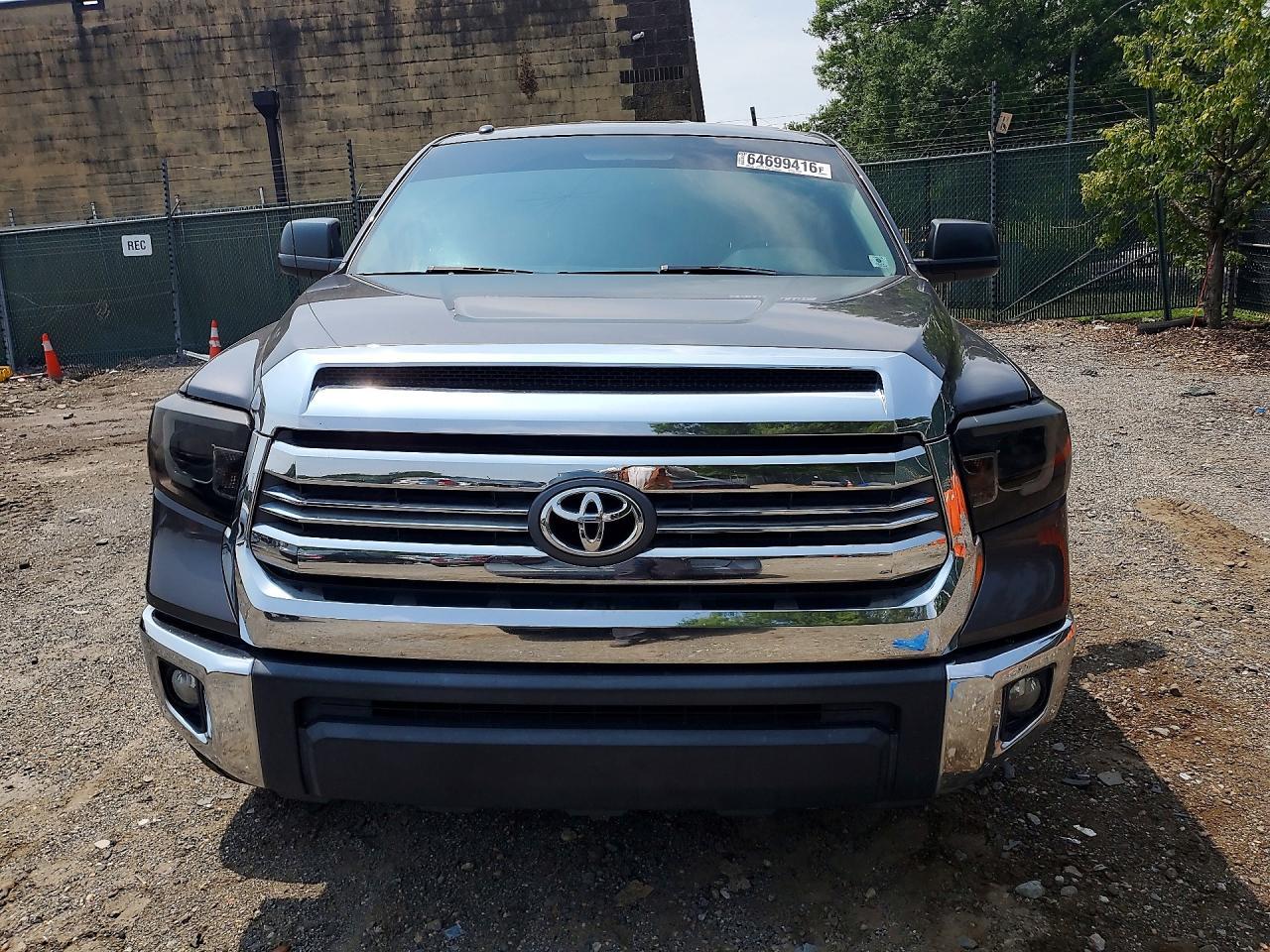 2015 Toyota Tundra Sr5 - zdjęcie 5